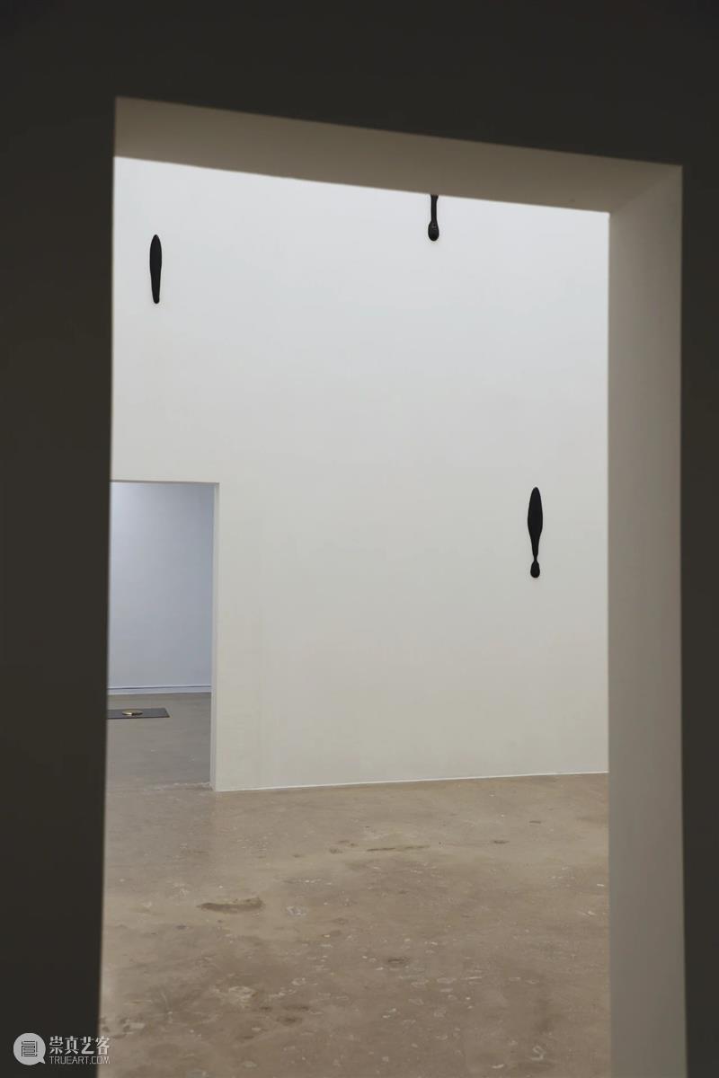 【实验空间·人物随访】白纸—刘建华个展 视频资讯 人物随访 人物 个展 白纸 刘建华 空间 雕塑 领域 青年 艺术家 实验性 崇真艺客